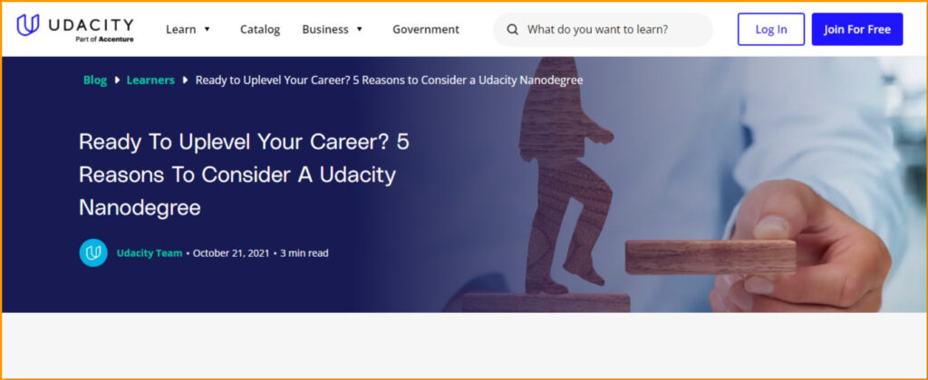 Who should choose Udacity